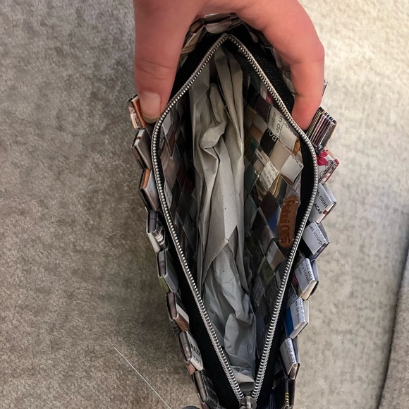 NEW Nahui Ollin Recycled Magazine Mini Purse Wristlet Wallet Clutch - Picture 7 of 10